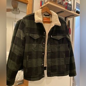 Levi’s Men’s Sherpa Trucker Jacket — Green, Medium